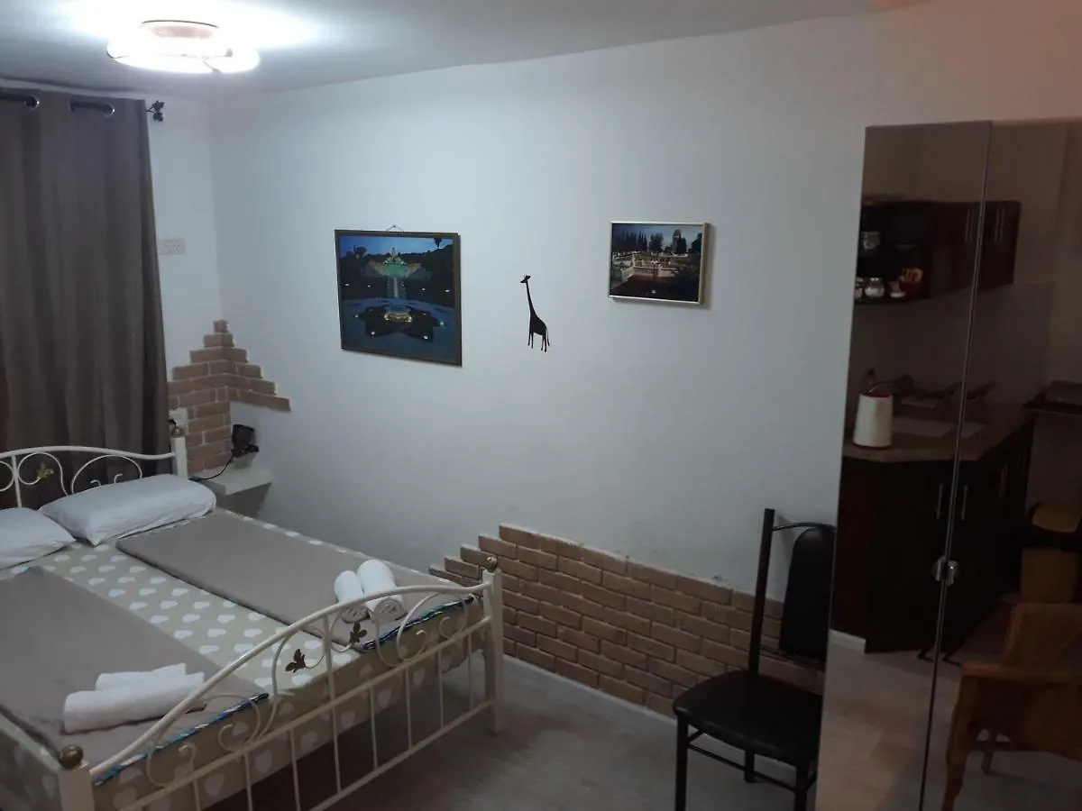 Tamer Guest House Haifa 2*,